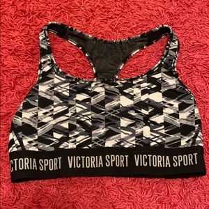 Victoria’s Secret sports bra size medium